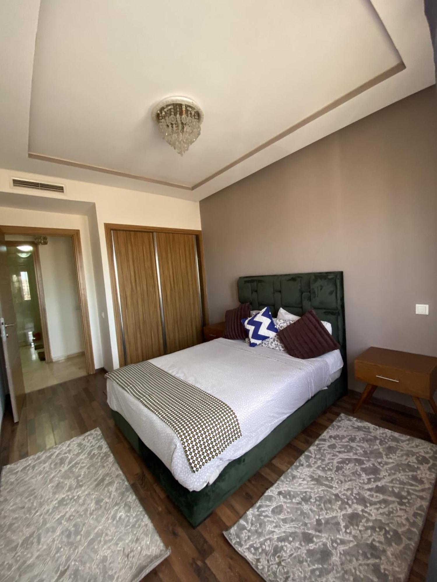 Nouaceur Garden Apartment Казабланка Стая снимка